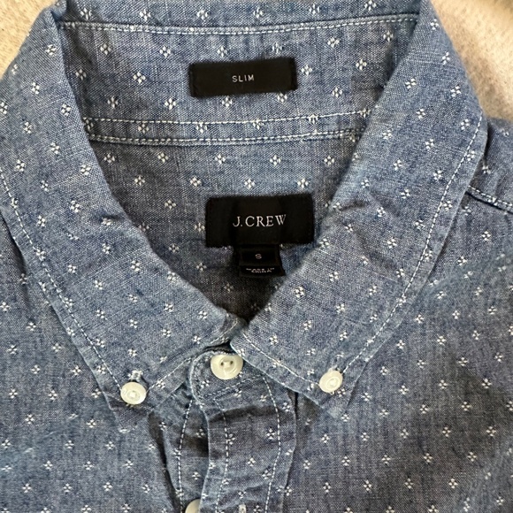 J. Crew chambray button-down shirt in diamond-pattern blue, size S - Picture 2 of 5